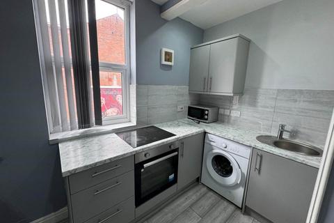 2 bedroom flat to rent, Oxford Road, Reading