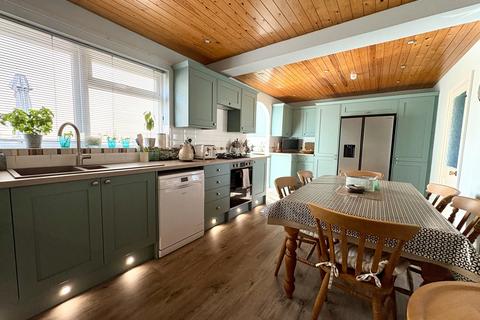 4 bedroom detached house for sale, Lamack Vale, Tenby, Pembrokeshire, SA70