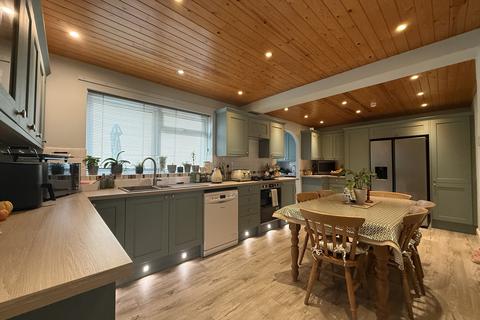 4 bedroom detached house for sale, Lamack Vale, Tenby, Pembrokeshire, SA70