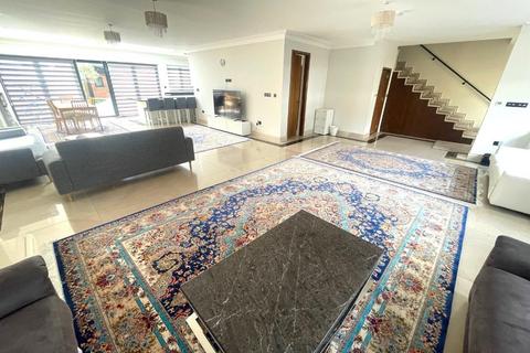 5 bedroom detached house to rent, Croft Close, Mill Hill, NW7
