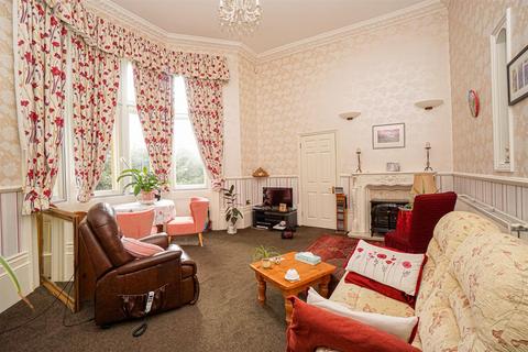 2 bedroom apartment for sale, Highlands Gardens, St. Leonards-On-Sea