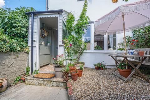 Oxford Terrace, Hastings