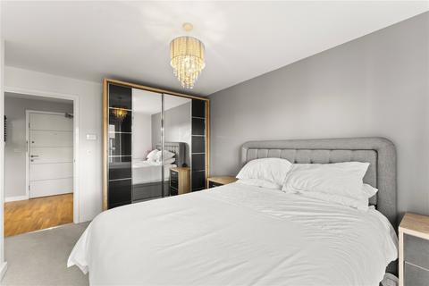 undefined, Wintergreen Boulevard, West Drayton, UB7