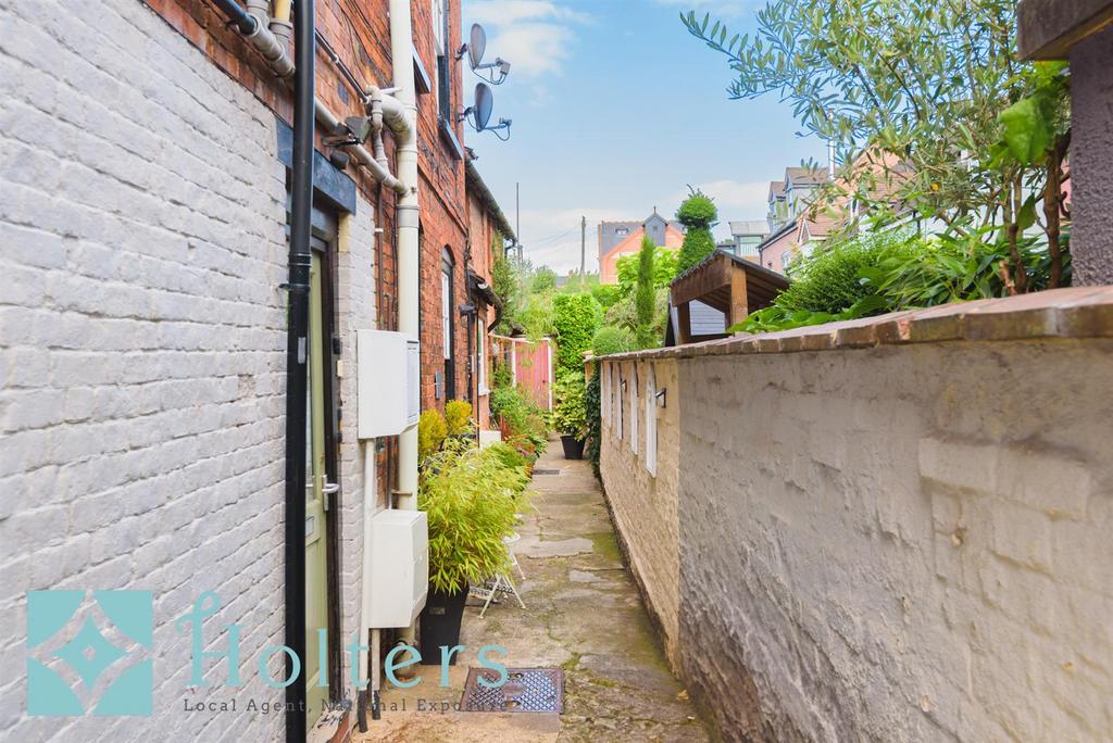 Flat 1 B, Corve St, Ludlow-17.jpg