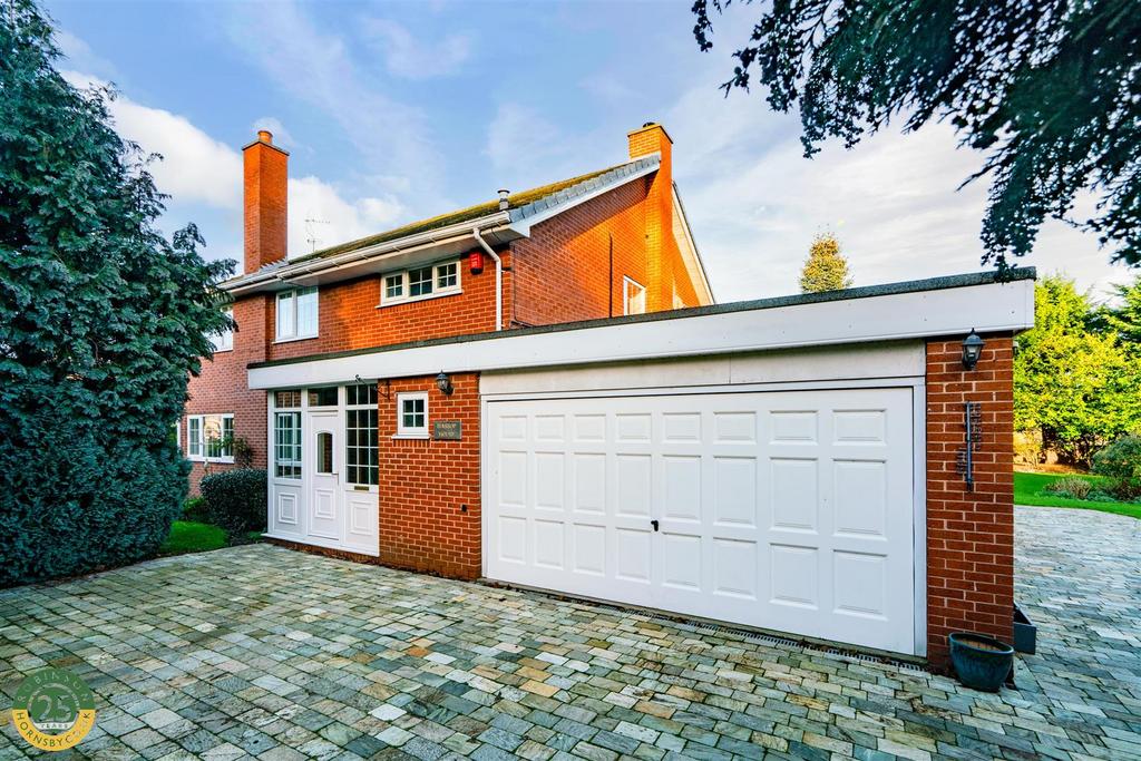 Front of Property  1.jpg