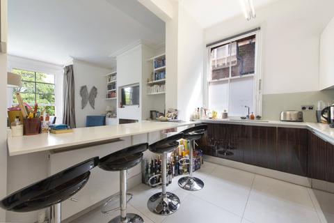 3 bedroom apartment for sale, Fitzjohns Avenue, London, NW3