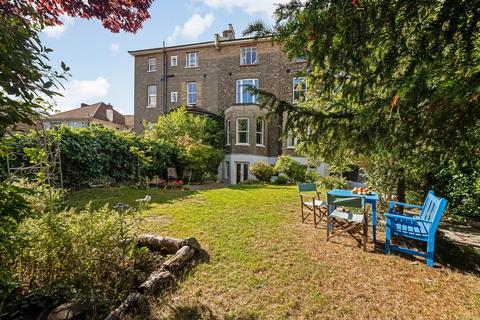 2 bedroom apartment for sale, Border Road, Sydenham, London, SE26