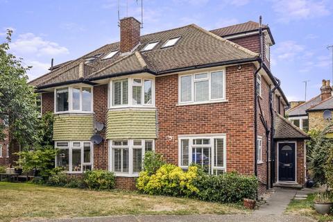 15 Beaulieu Close, Twickenham, TW1 2JR