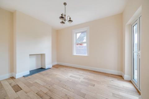 3 bedroom semi-detached house for sale, Spa Road, Melksham, SN12