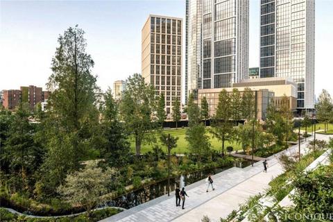 Nine Elms Lane, London, SW8 5