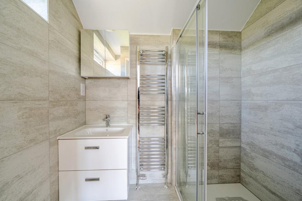 Bed 1 En-Suite
