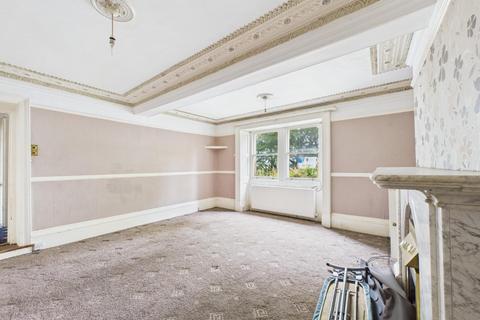 18 Highgate, Bradford, BD9 4BB