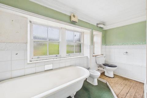 18 Highgate, Bradford, BD9 4BB