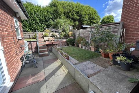 undefined, 32 Kensington Avenue, Oldham, OL9 0NL
