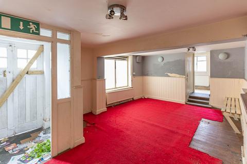 undefined, (Residential) London Road, Thrupp