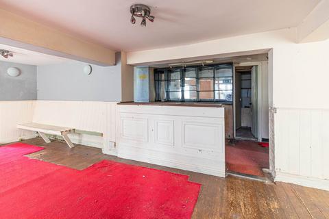 undefined, (Residential) London Road, Thrupp