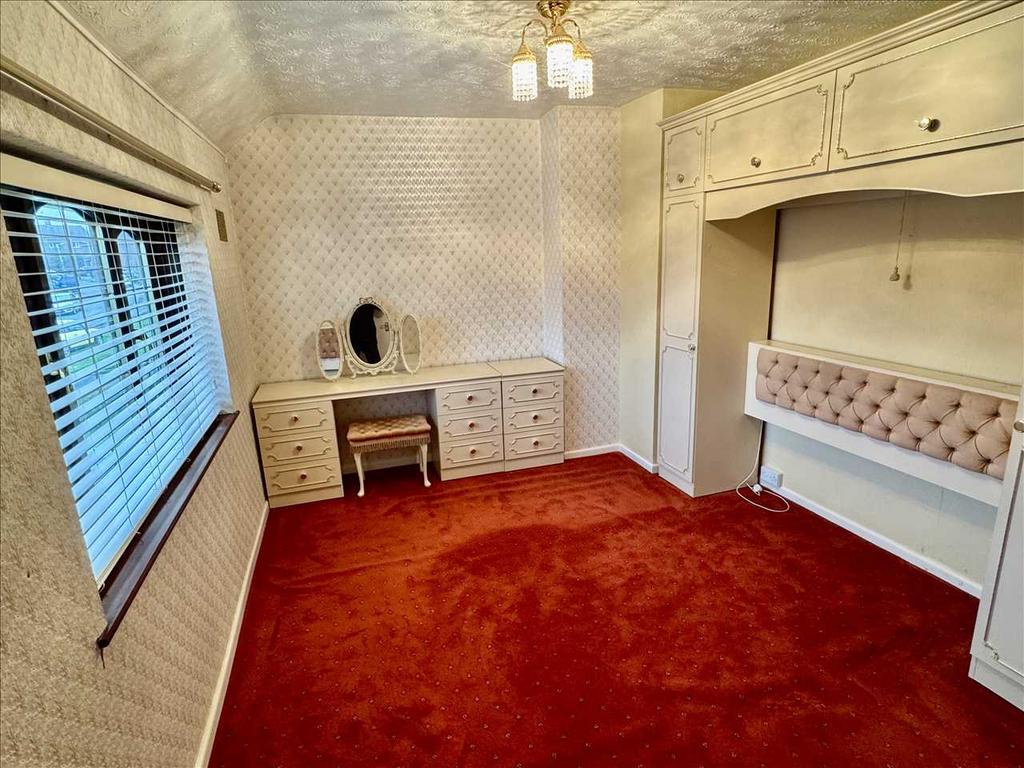 BEDROOM 1 (Front)