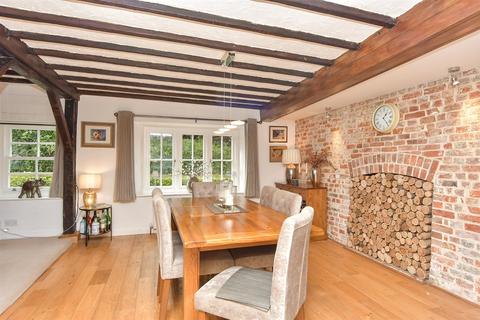 4 bedroom detached house for sale, South Green, Sittingbourne ME9