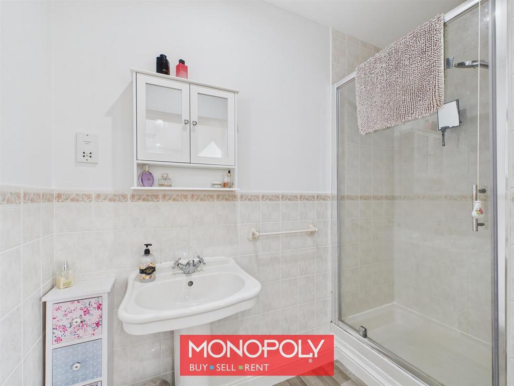 Master En-Suite