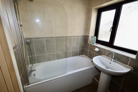 51 Bishop Crescent, Shepton Mallet, BA4 5XX