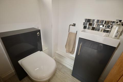 51 Bishop Crescent, Shepton Mallet, BA4 5XX