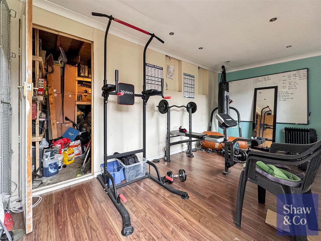 Garage.jpeg