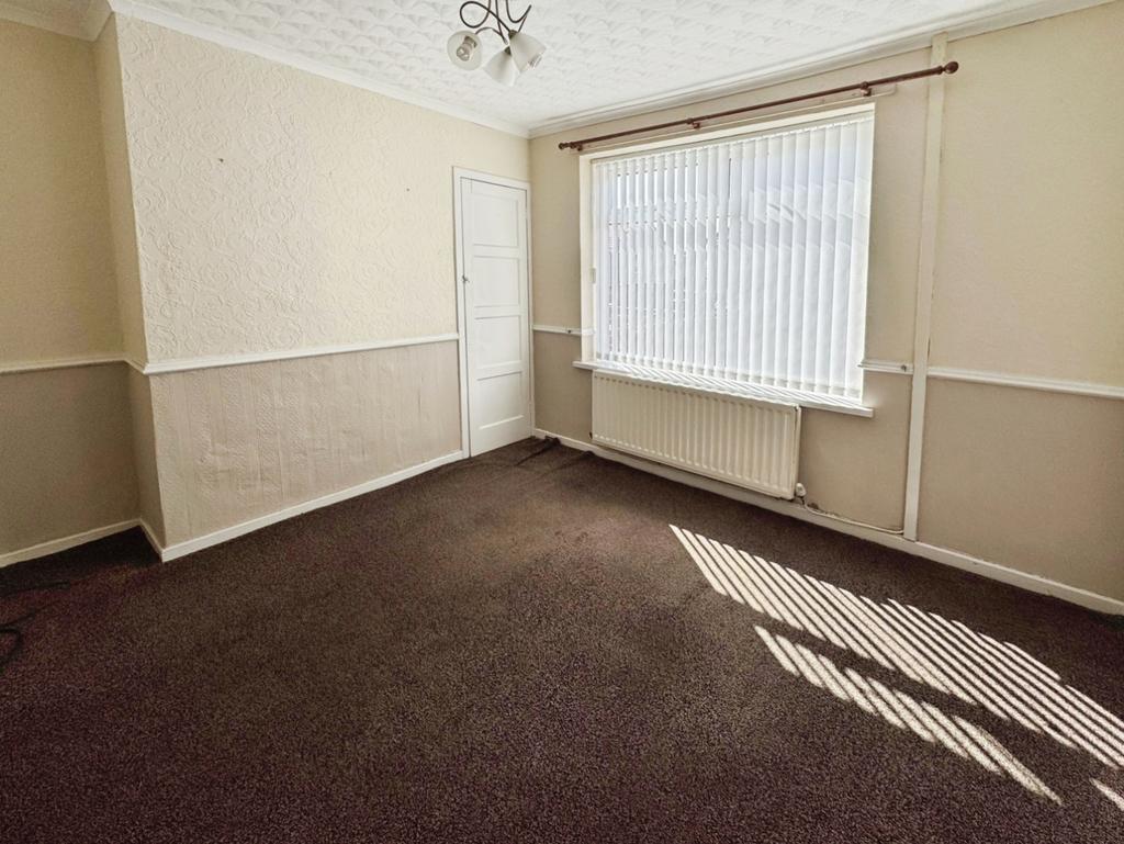 Pbox-bedroom-335321.jpg