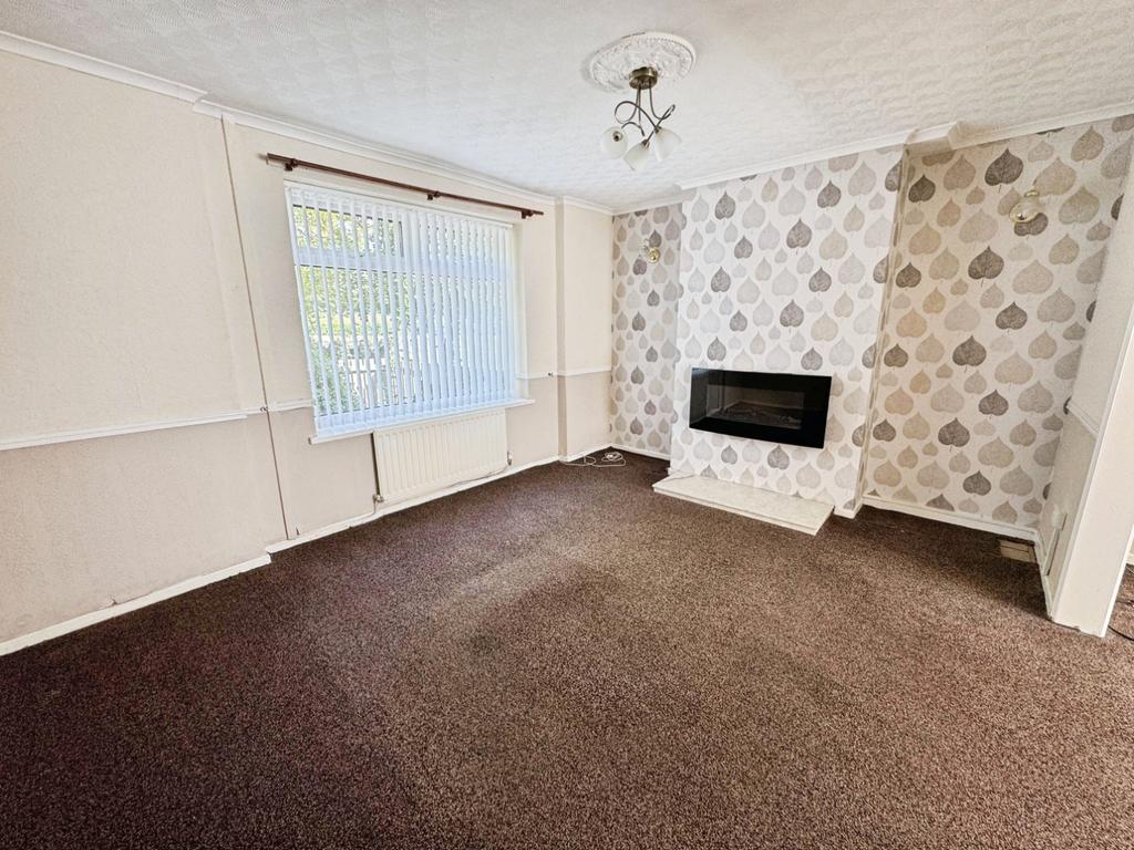 Pbox-living room-335321.jpg