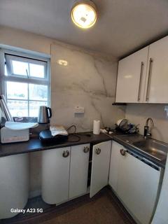 undefined, Allenby Road, Southall, UB1