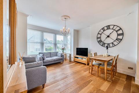 3 bedroom flat for sale, South Drive, Harrogate, HG2