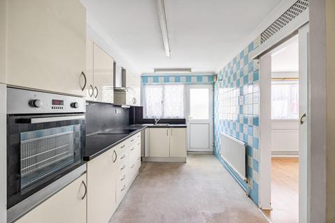4 bedroom end of terrace house for sale, Appledore Close, Bristol