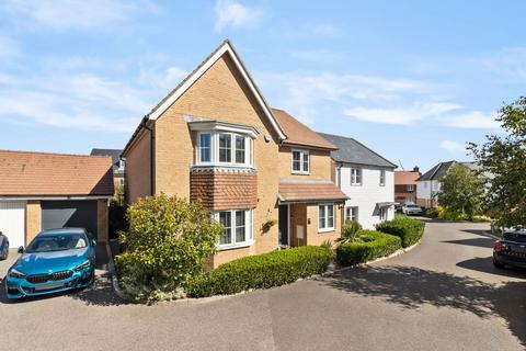 4 bedroom detached house for sale, Gatcombe Crescent, Polegate BN26