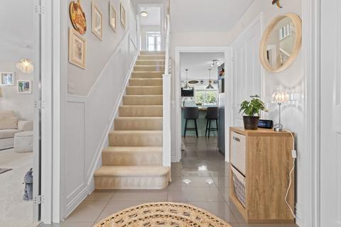 4 bedroom detached house for sale, Gatcombe Crescent, Polegate BN26