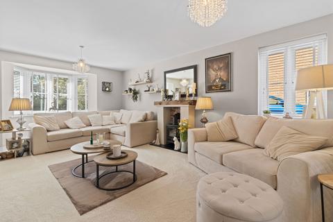 4 bedroom detached house for sale, Gatcombe Crescent, Polegate BN26