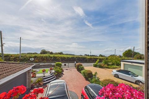 4 bedroom detached house for sale, Valley Road, Bristol BS20