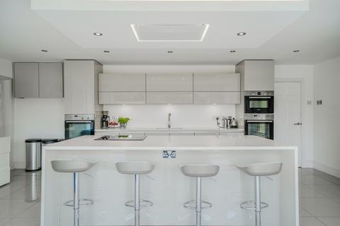 5 bedroom detached house for sale, Rumbush Lane, Solihull, B94