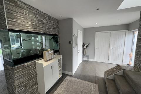 undefined, Prenton Dell Road, Prenton CH43