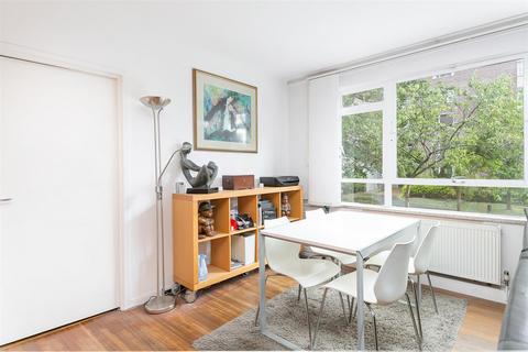 2 bedroom flat for sale, Lymer Avenue, LONDON