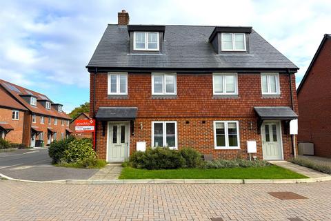 3 bedroom semi-detached house for sale, Colden Common