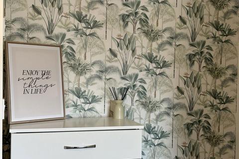 undefined, Room M, 132 Belsize Avenue, Woodston, PE2 9HX