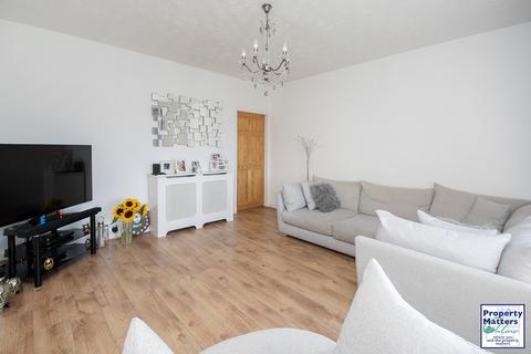 29 Highthorne Crescent, West Kilbride, KA23 9DN