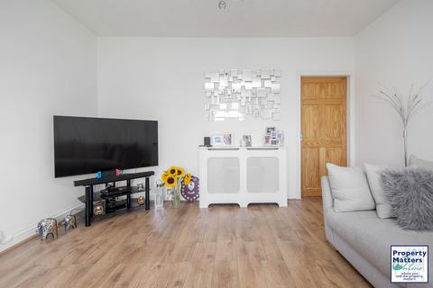 29 Highthorne Crescent, West Kilbride, KA23 9DN