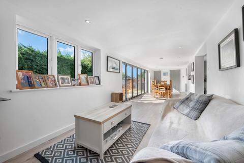 3 bedroom bungalow for sale, Cambridge Road, Stamford, PE9