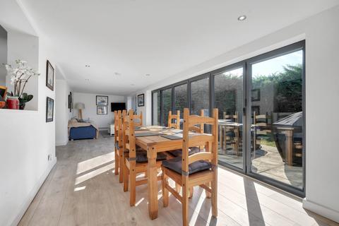 3 bedroom bungalow for sale, Cambridge Road, Stamford, PE9
