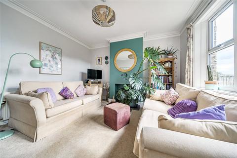 2 bedroom end of terrace house for sale, Valley Road, Pudsey, West Yorkshire