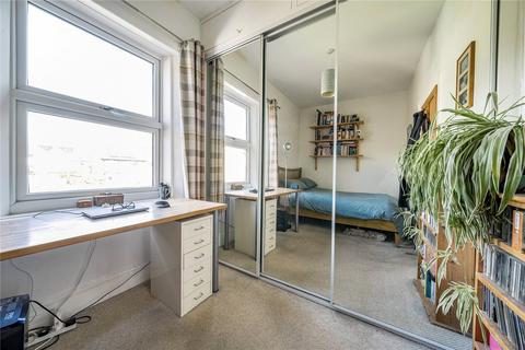 2 bedroom end of terrace house for sale, Valley Road, Pudsey, West Yorkshire