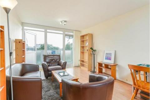 2 bedroom maisonette for sale, Withy House, Globe Road, London, E1