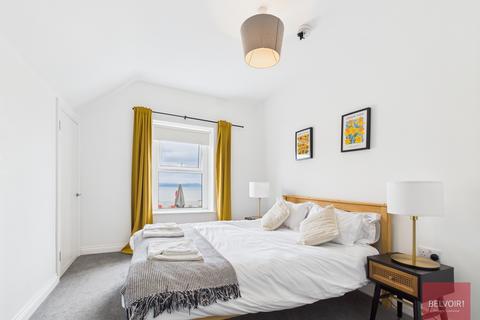 2 bedroom flat to rent, Mumbles Road, Mumbles, Swansea, SA3