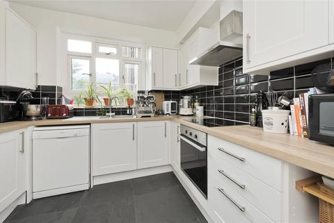 2 bedroom flat for sale, Beaumont Street, London, W1G