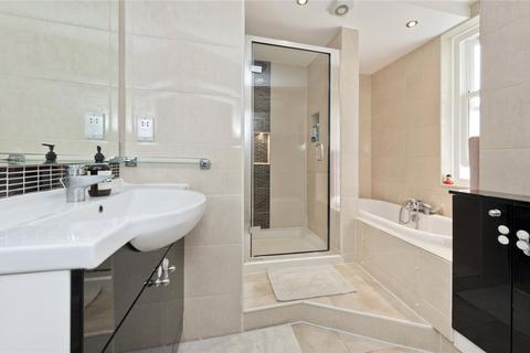 2 bedroom flat for sale, Beaumont Street, London, W1G